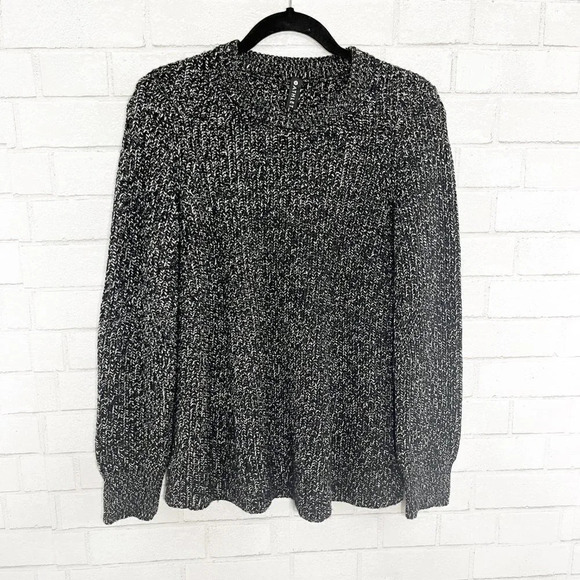 Athleta Black & White Wool Blend Pullover Knit Sweater Women's Size Small - Picture 2 of 8